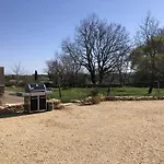 Hébergement de vacances En Bois Insolite Sous Les étoiles